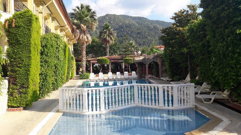 Sardunya Apartments Ичмелер Экстерьер фото